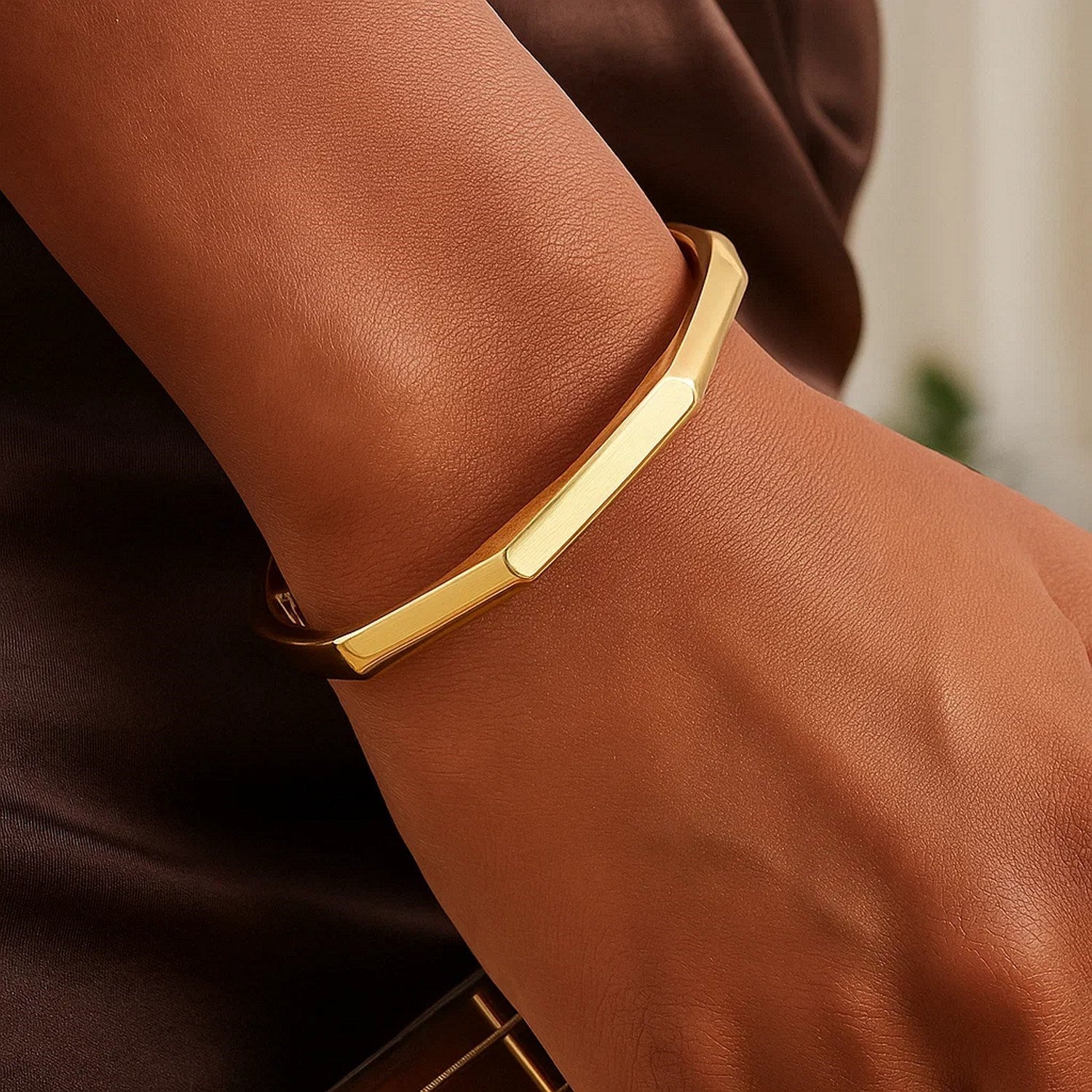 14K Yellow Gold High Polish Geometric Bangle