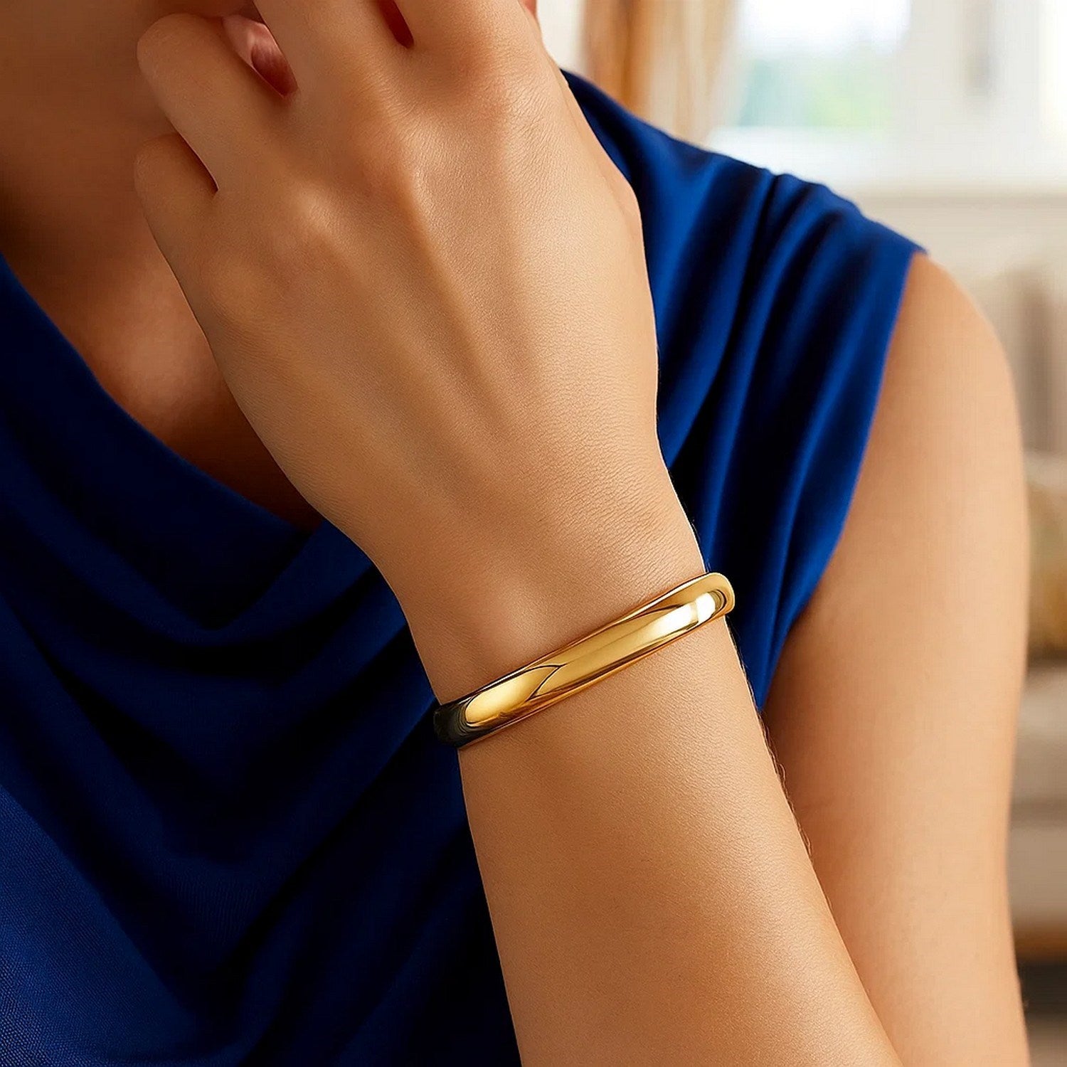 Classic Bangle in 14k Yellow Gold (8.00 mm) - Angle View | BIJOLINA