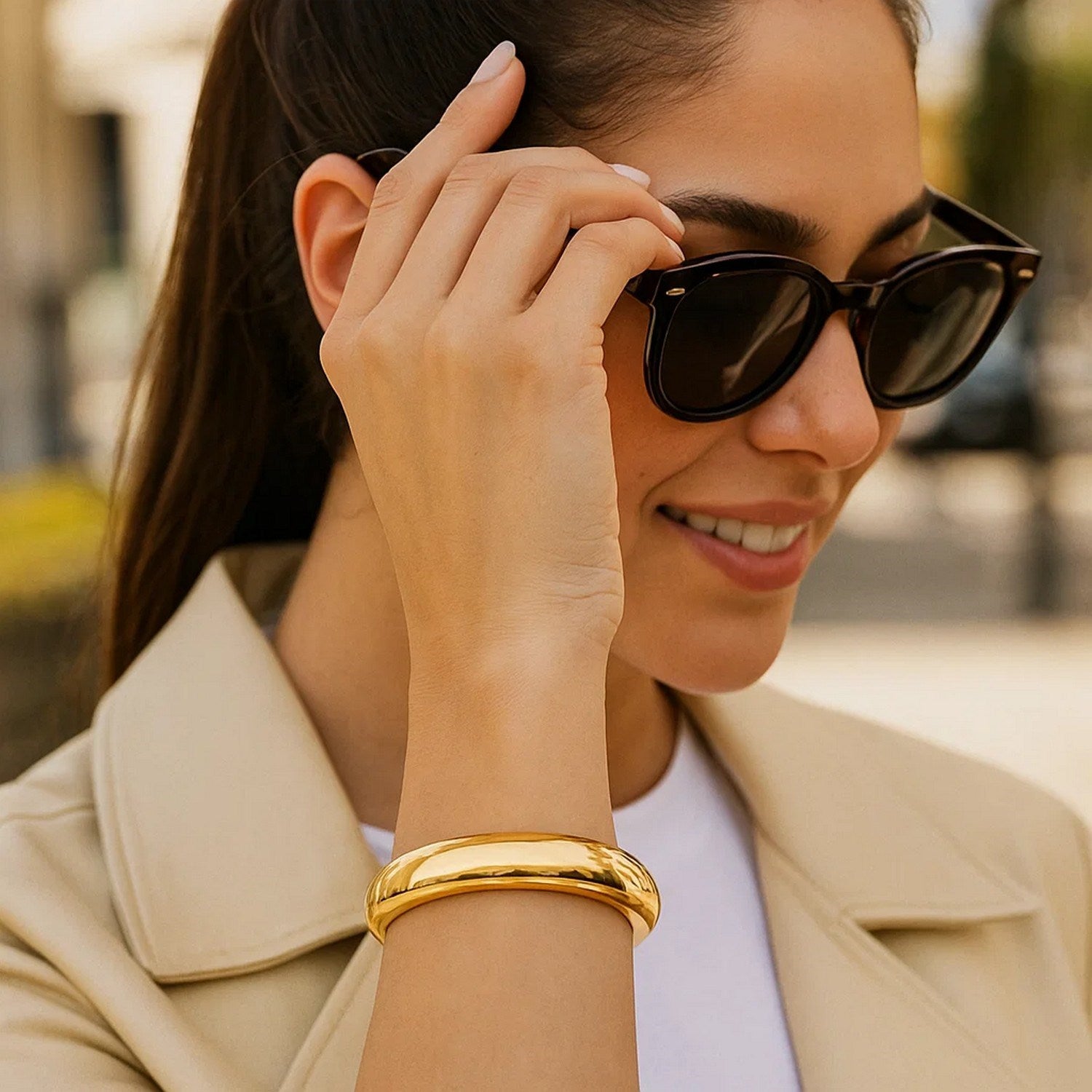 Classic Bangle in 14K Yellow Gold Style E