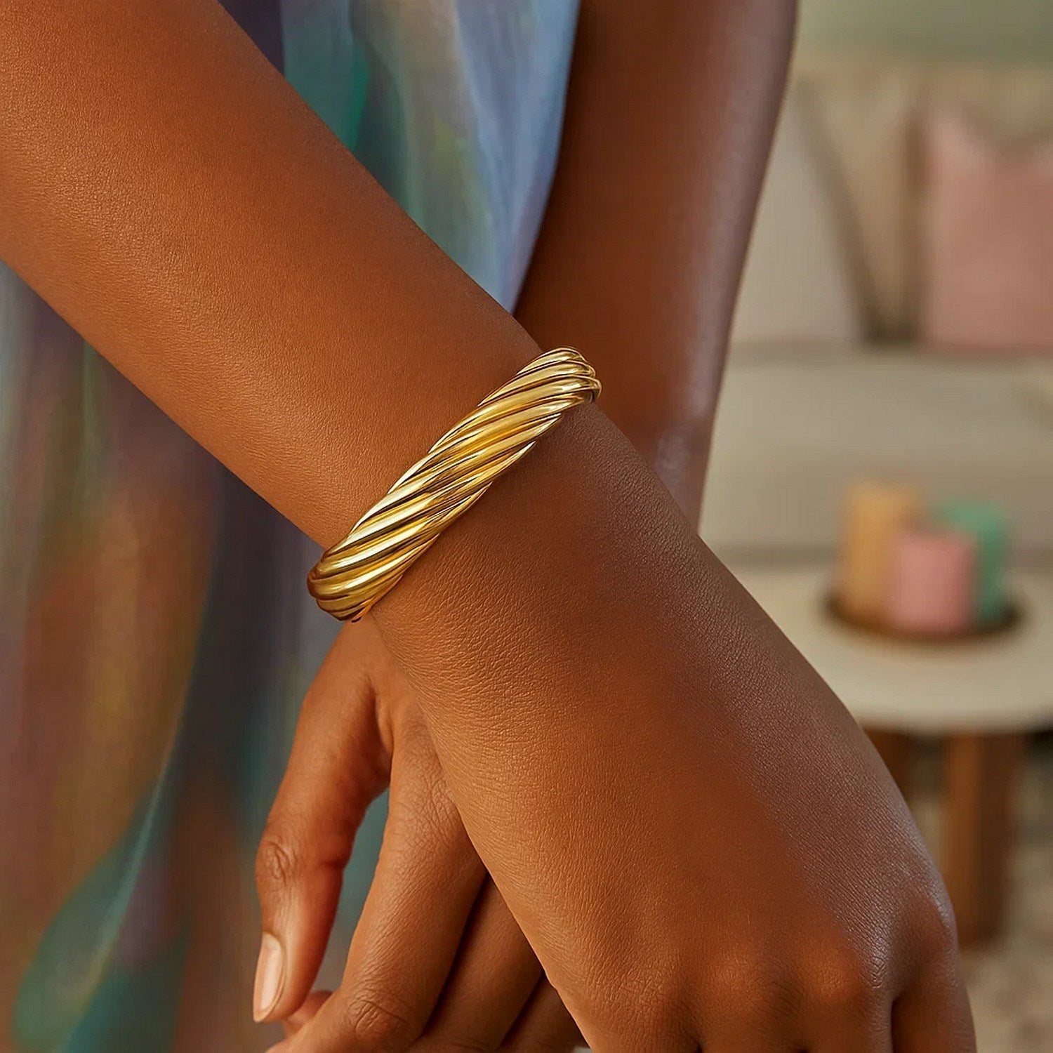 14K Yellow Gold Twist Bangle