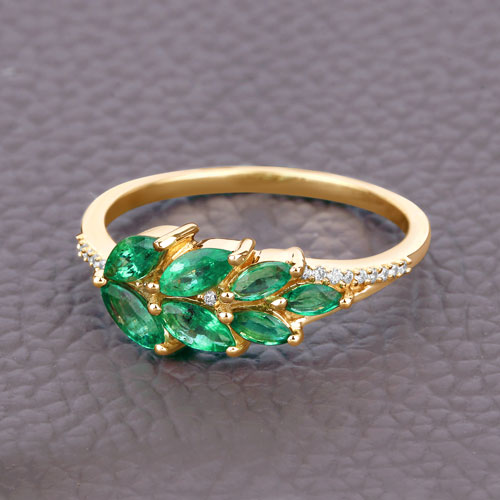Emerald 14K Yellow Gold Ring (0.68 ct)