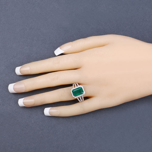 Igi Certified 4.61 Carat Emerald 14K White Gold Ring